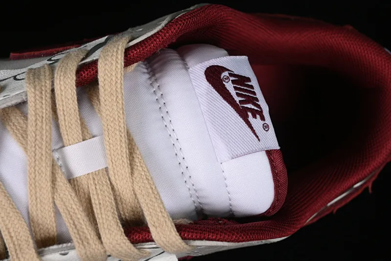 All Categories Nk SB Dunk Series Nk SB Dunk Low Low-top sneakers Nk Dunk Low Panda Prank Year of the Dragon limited team red SB low-top casual sneakers DD1391-601